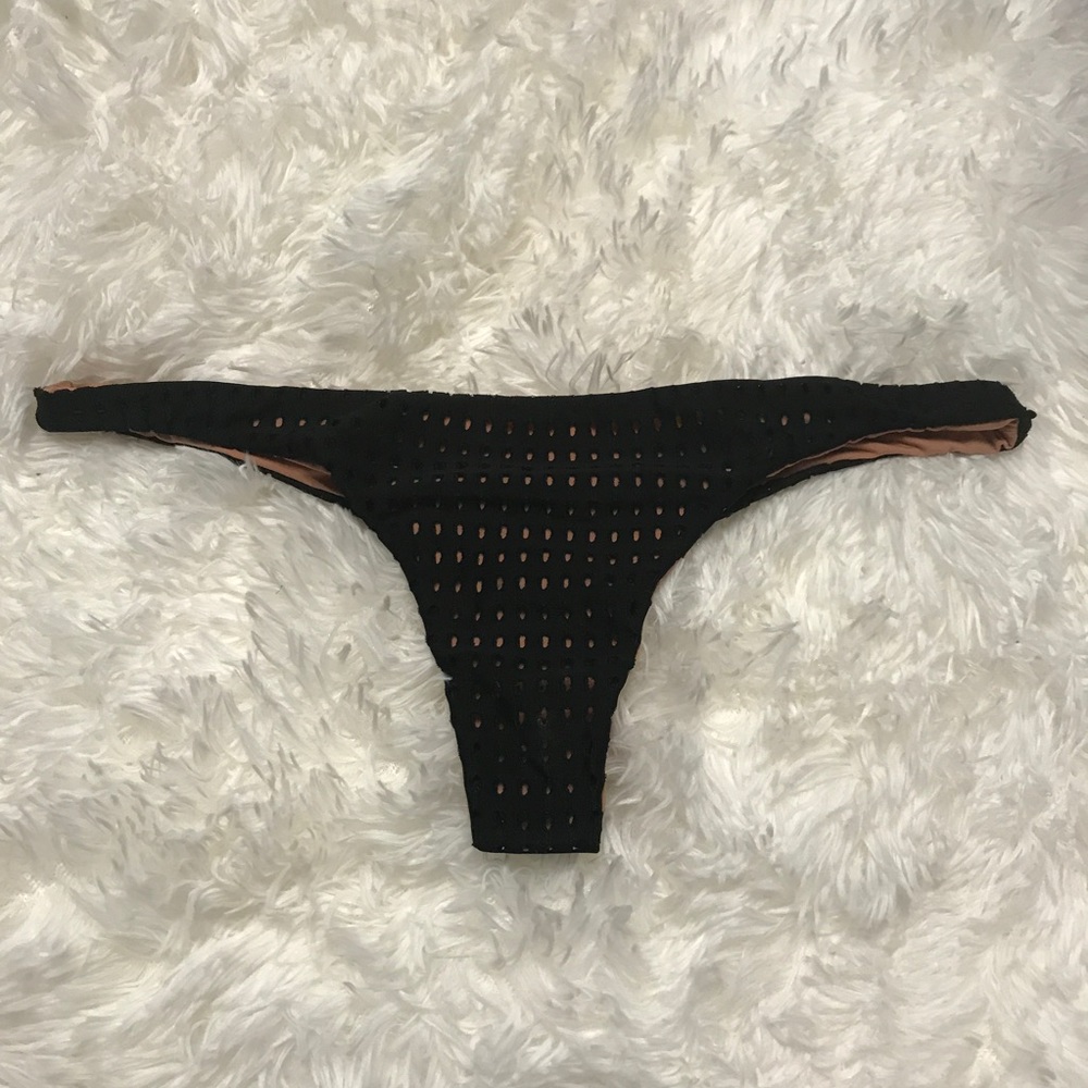 Acacia Pipeline Bottoms